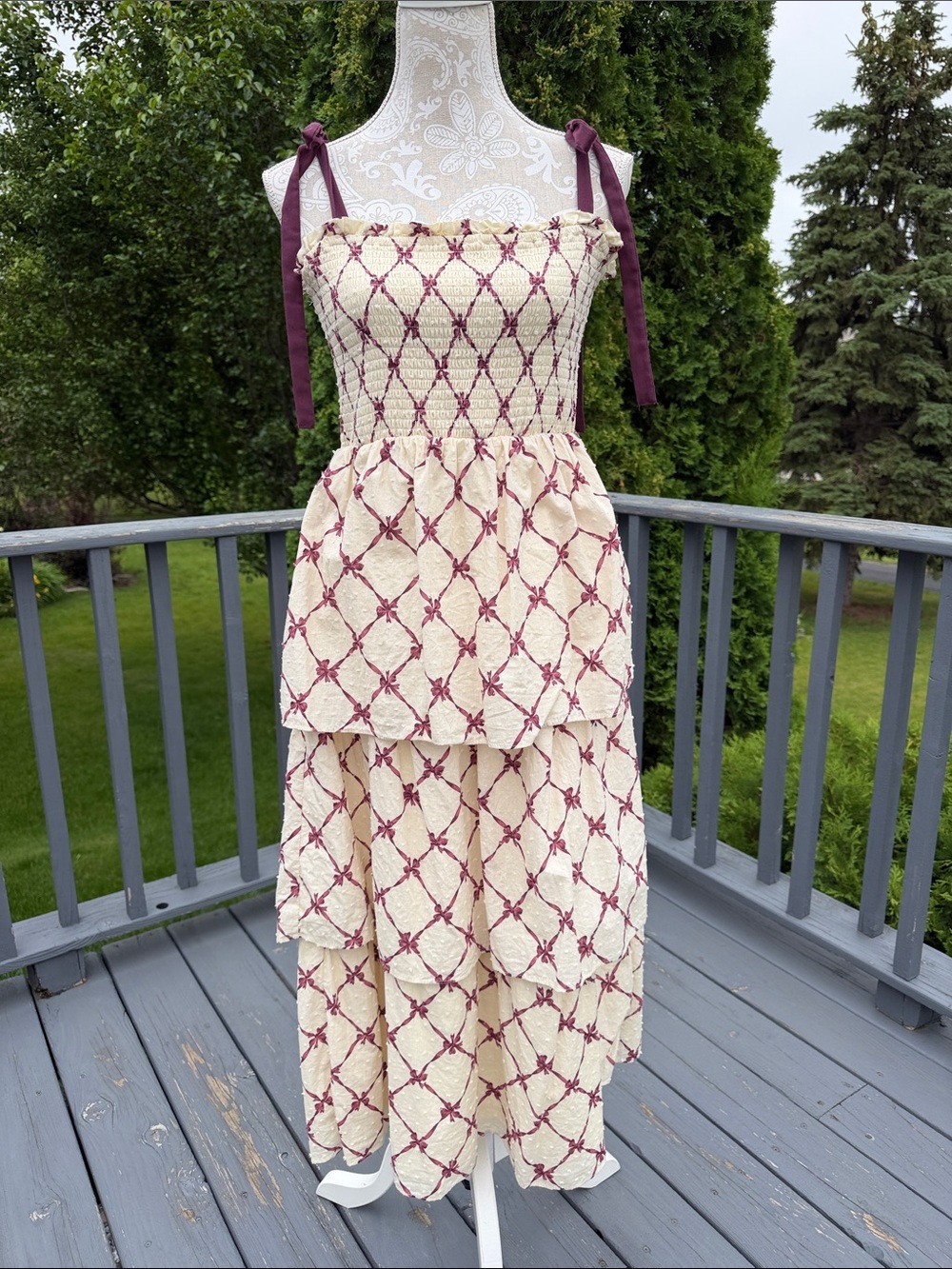 Francesca's Cream Midi Dress Bows and Tie Straps sz L